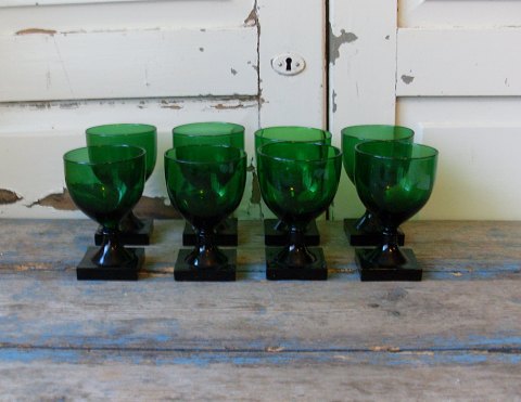 Gorm den Gamle grønne rødvinsglas 13cm.