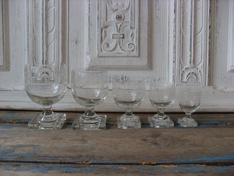 Gorm den gamle glasbesætning med slibninger