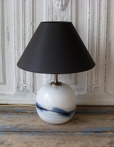 Holmegaard Sakura bordlampe af Michael Bang