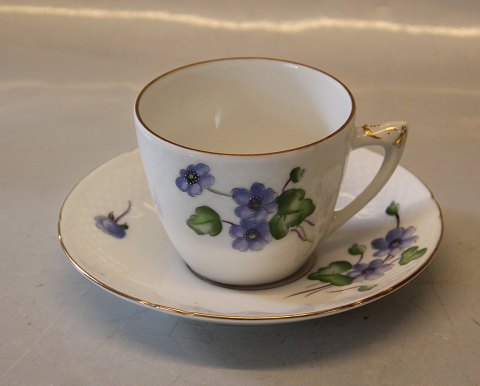 B&G Blue Anemone 
 white porcelain 102 Cup and saucer (
