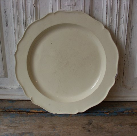 Stort cremefarvet fajance fad 40cm.