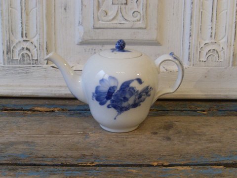 Royal Copenhagen Flettet Blå Blomst lille tekande no. 8122
