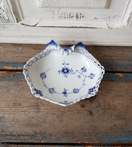Royal Copenhagen Blue Fluted Full Lace dish no. 1074