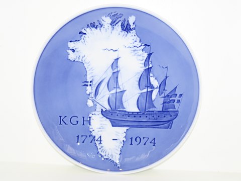 Royal Copenhagen commemorative plate from 1974Greenland Trande