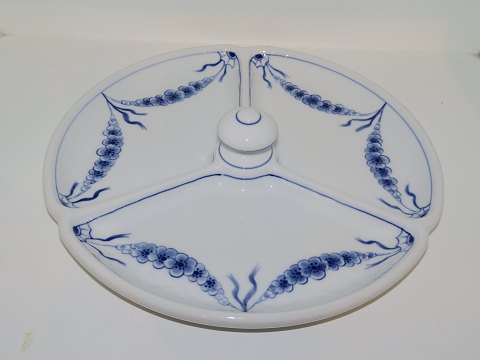 EmpireDivided dish with handle