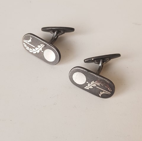 Arno Malinowski for Georg Jensen, cufflinks in sweet ore and silver no. 5007 from the 1940s
