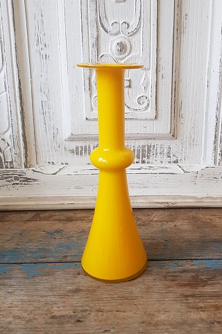 Holmegaard gul Carnaby vase 21,5 cm.