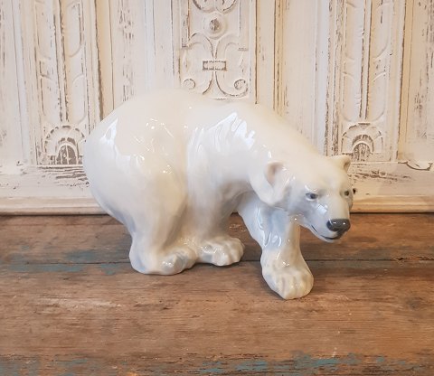Royal Copenhagen figur - stående isbjørn af Knud KyhnNo. 1137