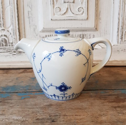 B&G Blåmalet Hotelporcelæn lille tekande no. 831