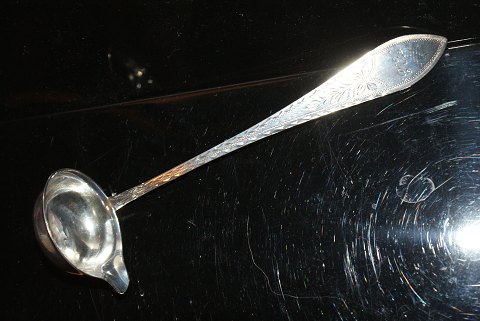 Cream Spoon Empire Silver With initials EngravedIn 1924Length 14 cm.