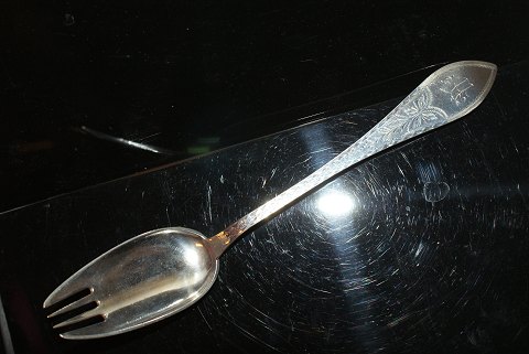 Gourmet Empire Silver With initials Engravedyear 1910Length 20 cm.