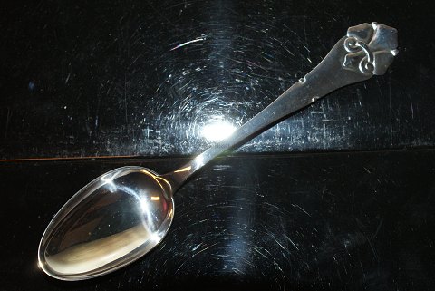 Dinner spoon French Lily silverLength 21.5 cm.
