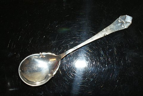 Marmelade spoon French lily silverLength 15 cm.