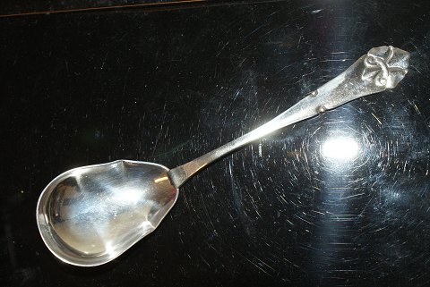 Marmelade spoon French lily silverLength 15 cm.