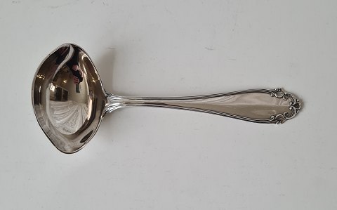 Elisabeth sauce spoon in silver