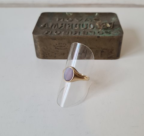 Vintage ring in 14 kt gold with carnelian