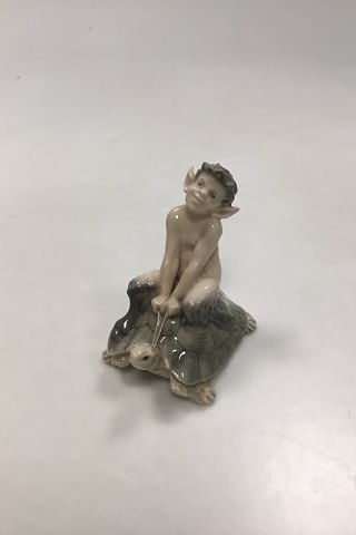 Royal Copenhagen Figur af Faun på Skildpadde No. 858