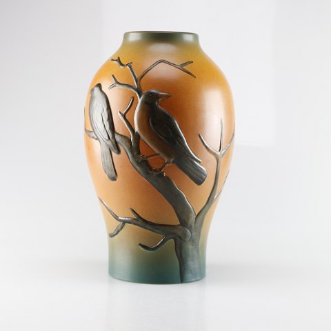 P. Ipsens Enke vase453 XI2 krager