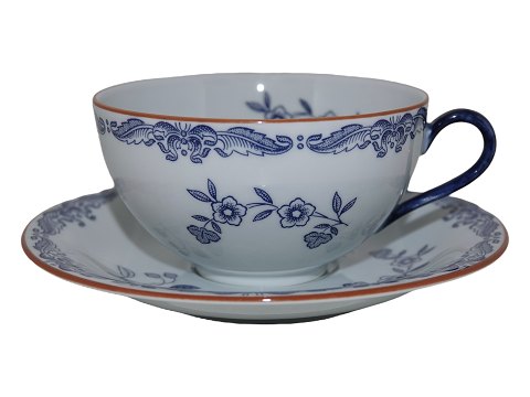 East IndiesLarge tea cup