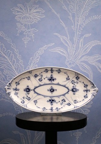 Royal Copenhagen Blue Fluted Fluted Teaspoon Tray / Asiet.RC#1/263.
Before 1923...