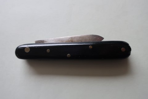 For the collector:Vintage pocket knifeL: 8,5cmIn a good condition