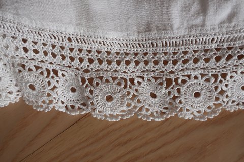Good old pantalettes with borders made by hand and surprising detailsVery beautiful and specialIn a good condition