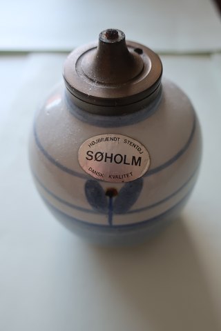 Søholm olie-lampe
Søholm højbrændt stentøj, Denmark, Dansk kvalitet
Stemplet
Fra 1960