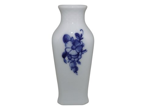 Blå Blomst FlettetLille kantet vase fra 1923-1928
