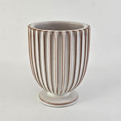 SchollertHvid riflet vase i keramik