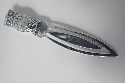 Uglebogmærke, vægtigt i 825 gram sølv.