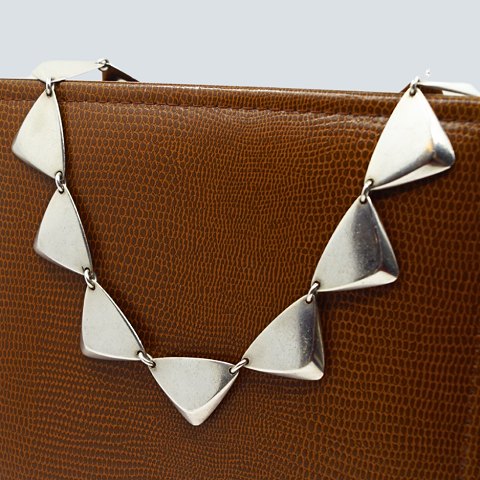 Hans Hansen; Halssmykke, leddelt halskæde af sterling sølv, nr. 319