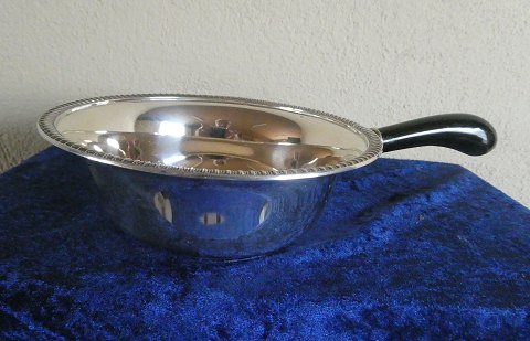 item no: s-Skål m.hank fra KC Hermann