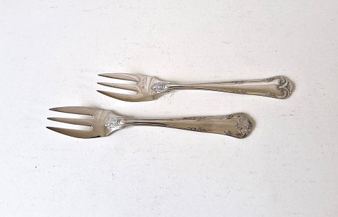 Herregård cake fork in silver