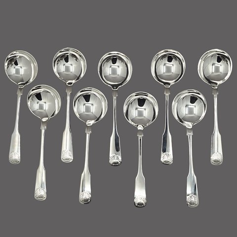 Set of 9 Clam bouillonspoons in silver