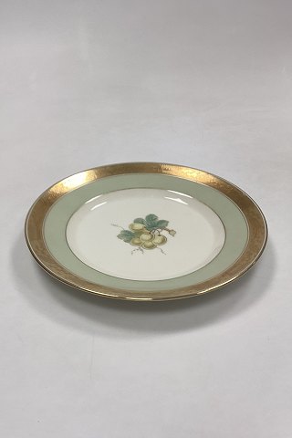 Royal Copenhagen Dagmar Fruitplate No. 9589