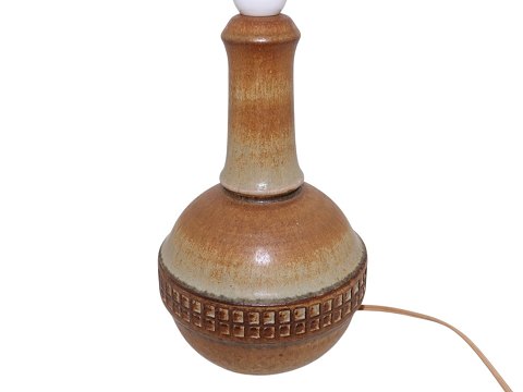Soeholm stonewareBrown table lamp