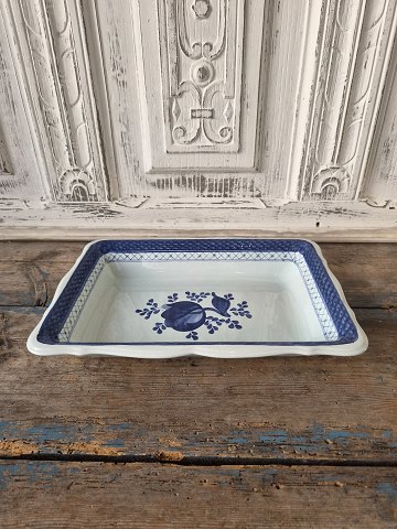 Aluminia - Royal Copenhagen Tranquebar bread dishNo. 11/1207