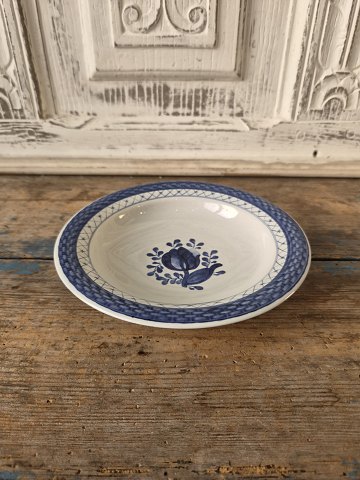 Aluminia - Royal Copenhagen Tranquebar ymerskålNo. 11/926