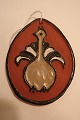 Drop - Peacock -  pottery made by Hildegon, the 
well known potter from the island Als in Southern 
Jutland
The pottery from Hildegon is sought after 
especially from many collectors