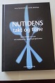 Nutidens takt og toneSpørgsmål og svar om selskabslivets omgangsformer (se mere info på foto af bagsiden af bogen)2001Askholms ForlagAntal sider: 223Som ny
