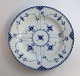 Royal Copenhagen. Musselmalet, halvblonde. Middagstallerken. Model 571. Diameter 25 cm.  (2 sortering)