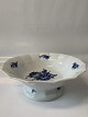Royal Copenhagen Blue Flower Angular, Salad bowl on fixed footDec. No. 10/8530.