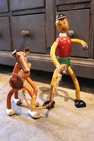 item no: Vintage Trædukke og Træhund