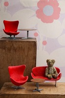 item no: Arne Jacobsen miniature