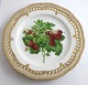 Royal Copenhagen Flora Danica, fruit plate. Lunch plate with open-work border. Design # 429/3554. Diameter 23 cm. (1 quality).