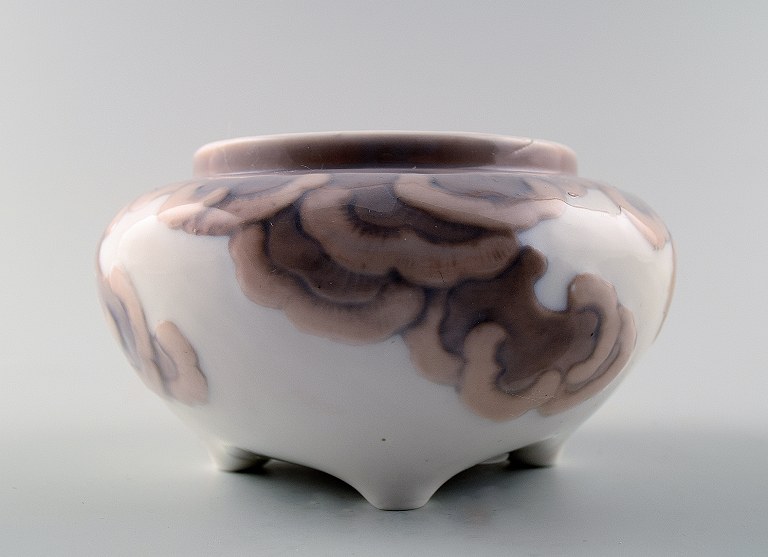 Sjælden Royal Copenhagen art nouveau vase.