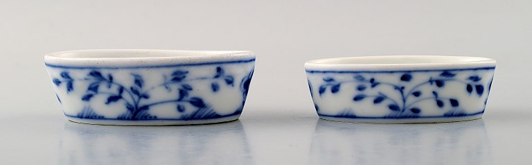 Bing & Grøndahl Sommerfugl / Kipling, 2 saltkar.