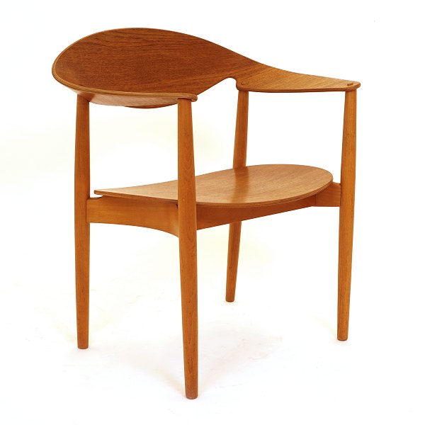 Ejnar Larsen & Aksel Bender Madsen, Denmark: A "Metropolitan Chair", teak.Designed 1959
