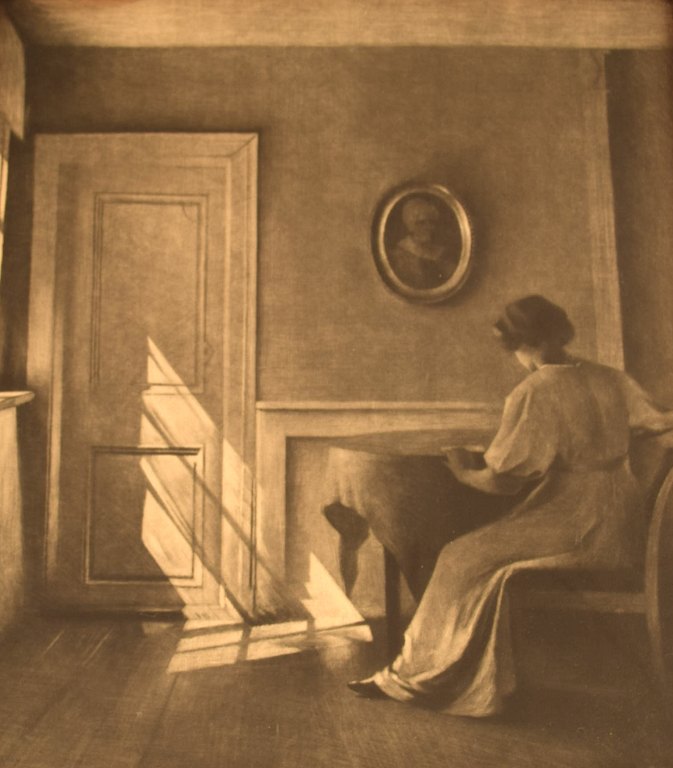 Peter Ilsted (1861-1933). Interiør med siddende kvinde. Sjælden radering. Ca. 1900.  