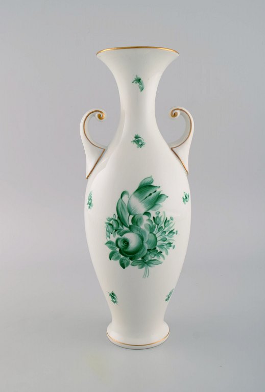 Stor Herend Green Chinese vase i håndmalet porcelæn. Midt 1900-tallet.